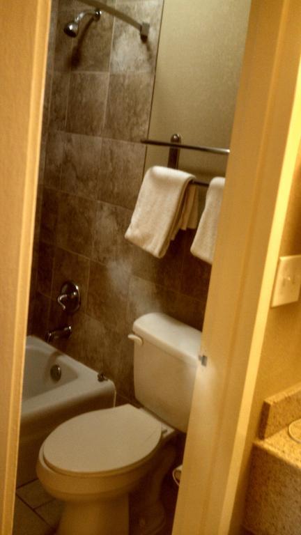 Relax Inn Heth Shell Lake Chambre photo