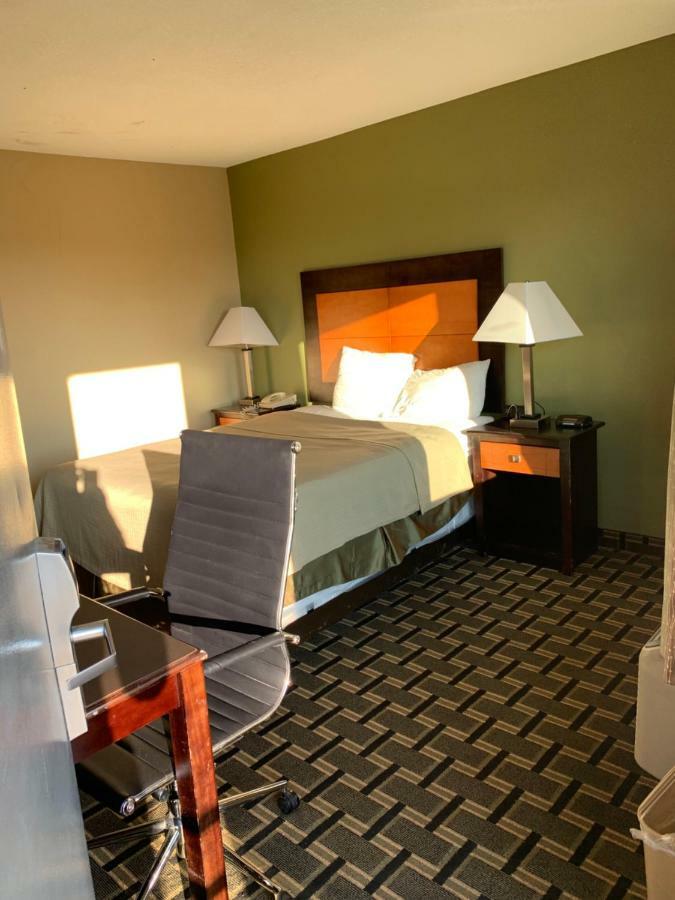Relax Inn Heth Shell Lake Extérieur photo